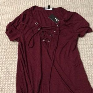 NWT Lulu’s maroon v-neck with drawstring